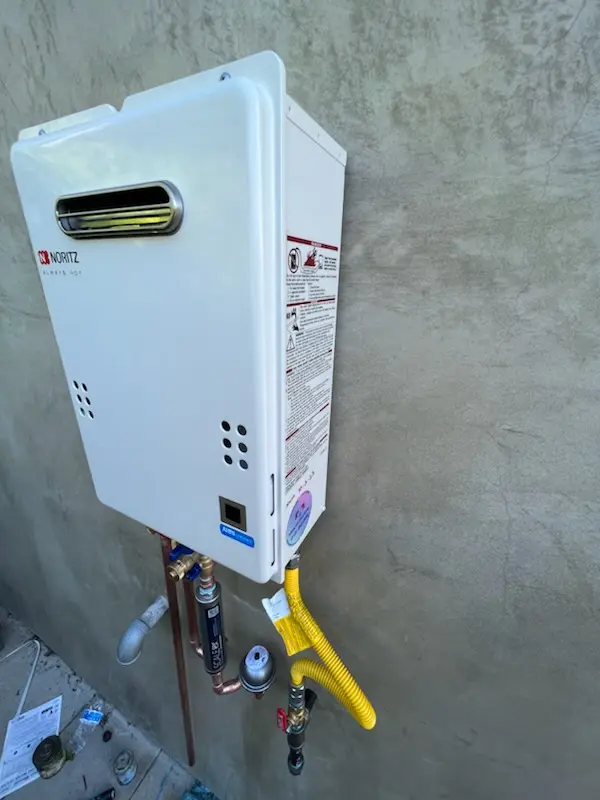 Tankless water heater installation for Laureldale homes